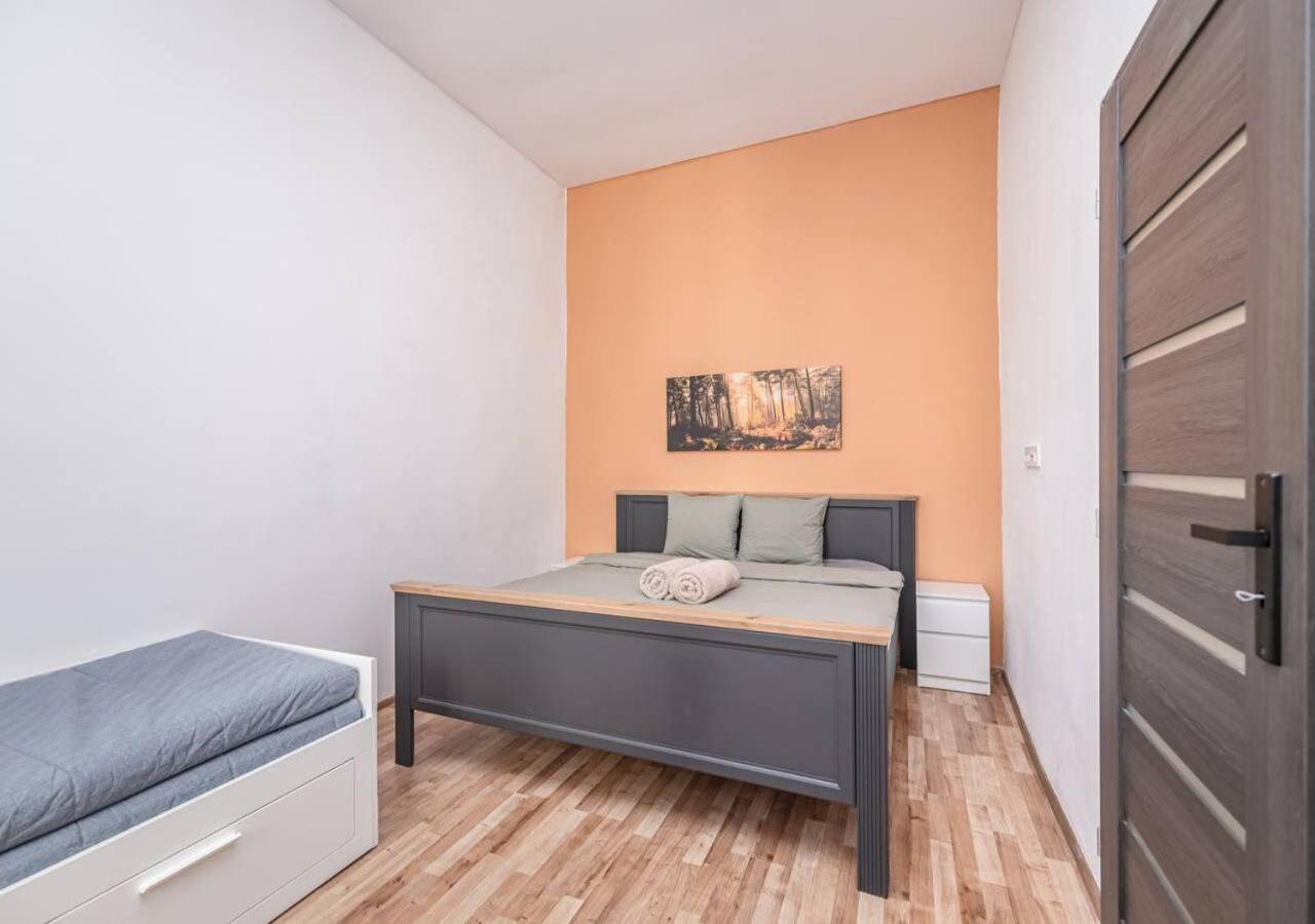 Elegance Apartments Прага Екстериор снимка