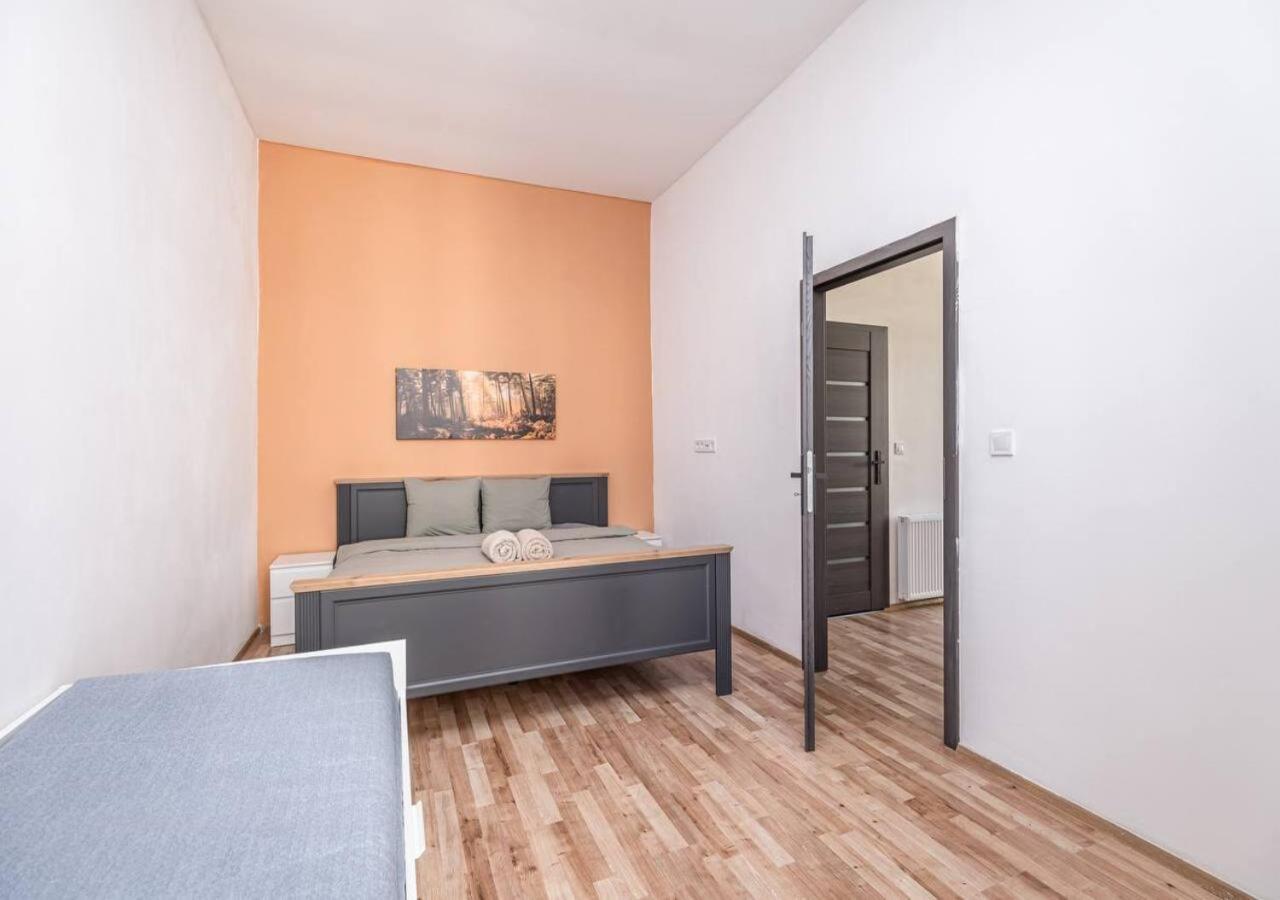 Elegance Apartments Прага Екстериор снимка