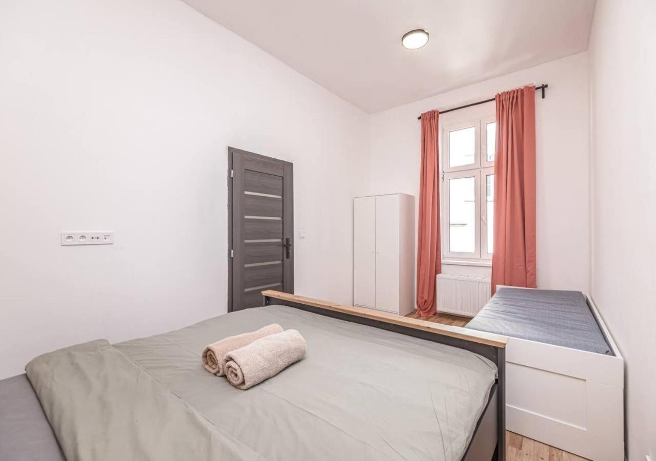 Elegance Apartments Прага Екстериор снимка