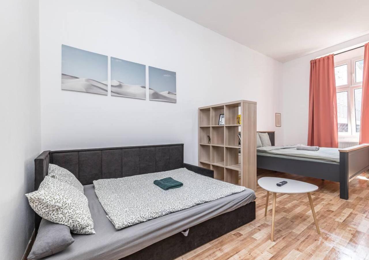 Elegance Apartments Прага Екстериор снимка