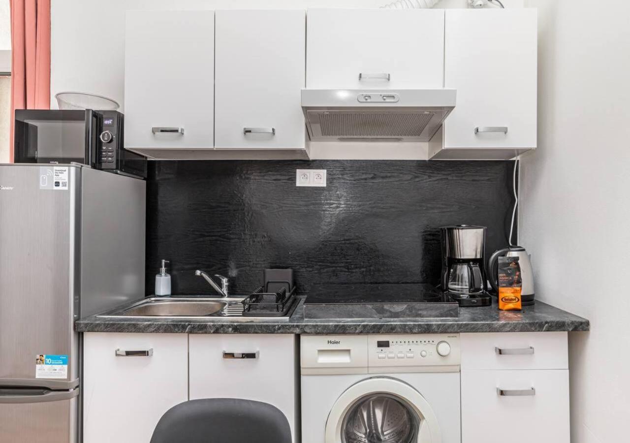 Elegance Apartments Прага Екстериор снимка